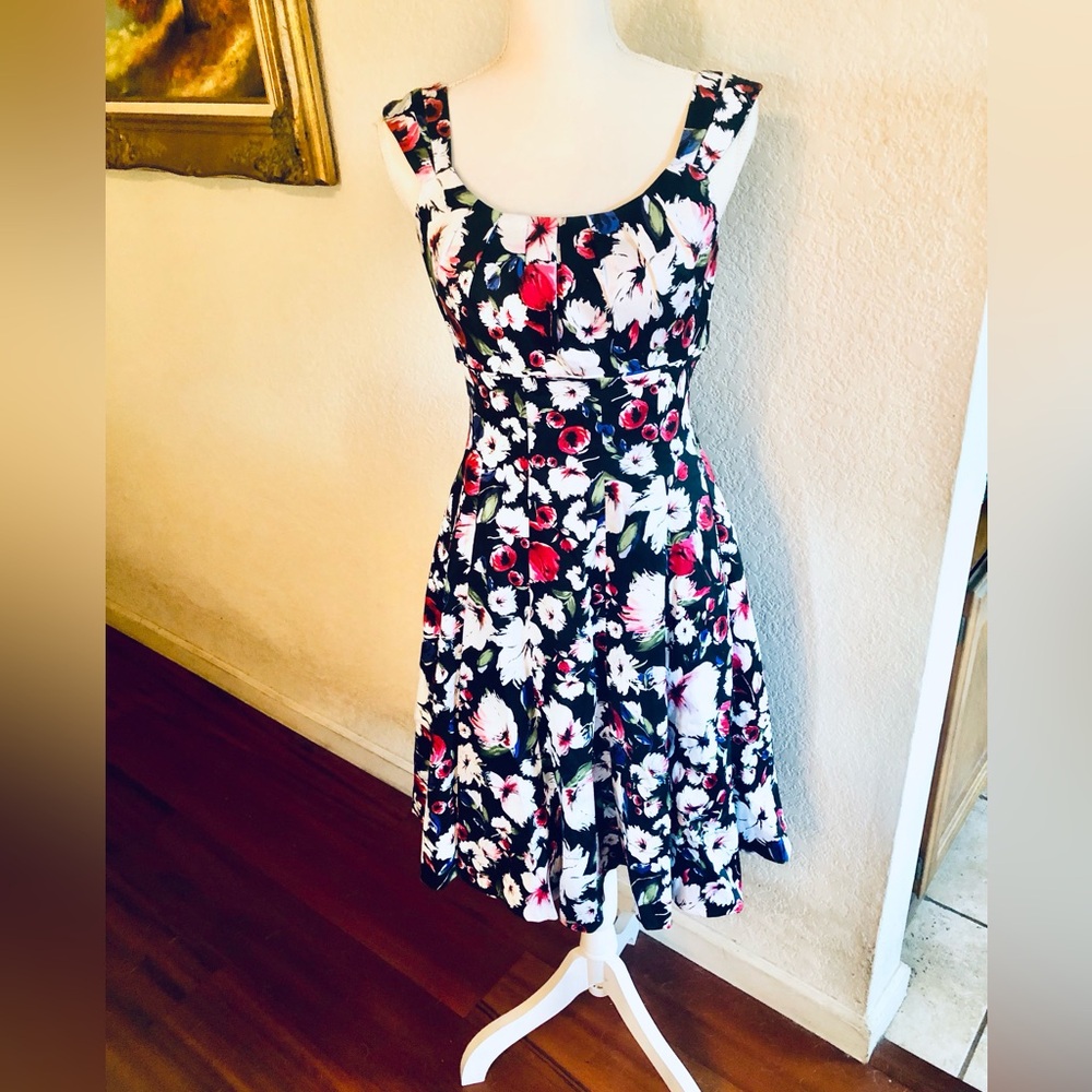 Floral Sleeveless Fit and Flare 50s Style Dress by White House Black Market
